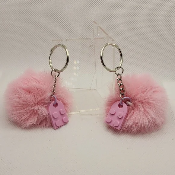 Best Friends Keychain - Picture 2 of 3